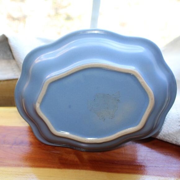 Vintage Blue Swan Planter with Drain Tray - Picture 5 of 7